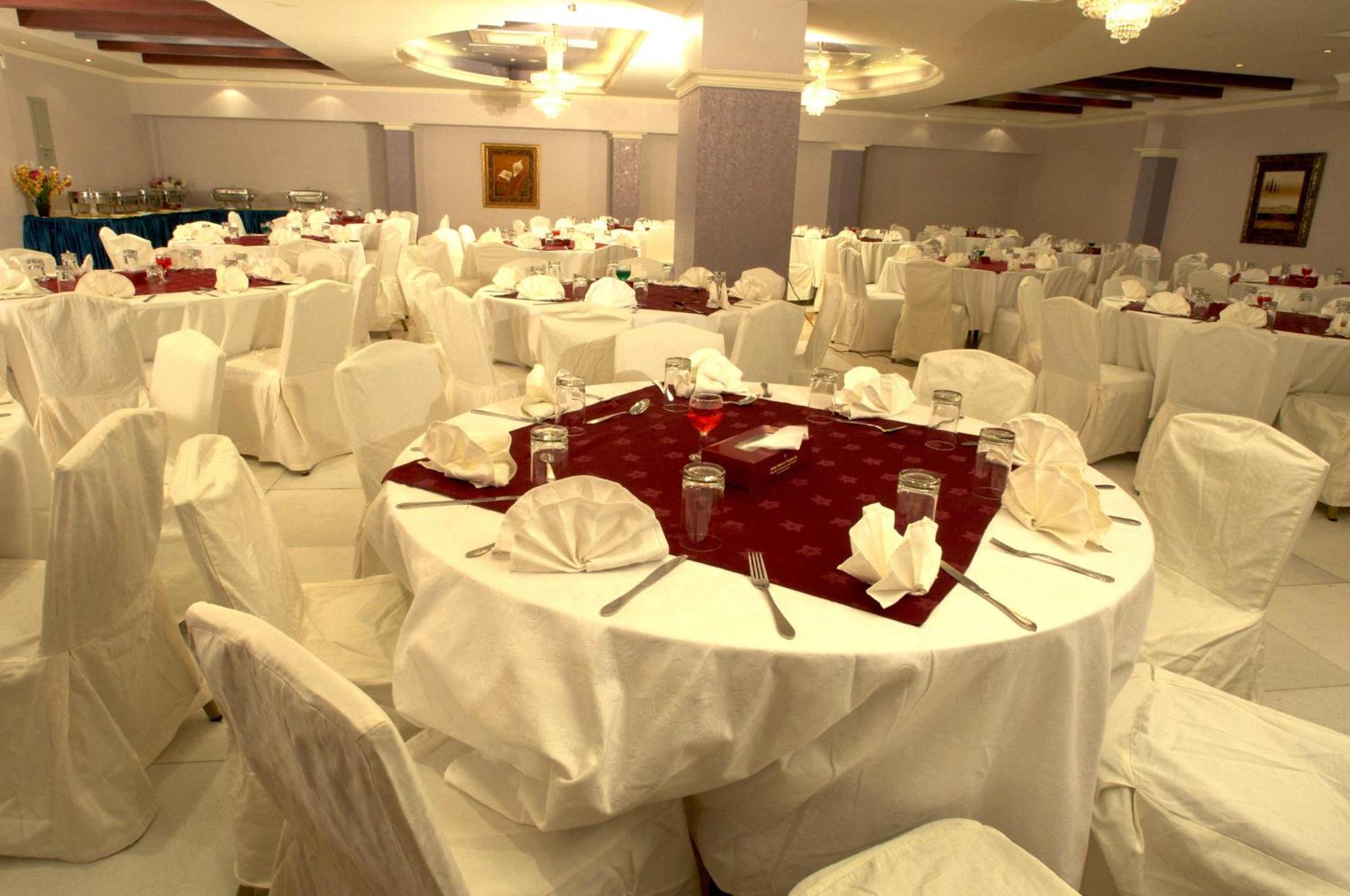 Safeer Plaza Hotel Mascate Extérieur photo