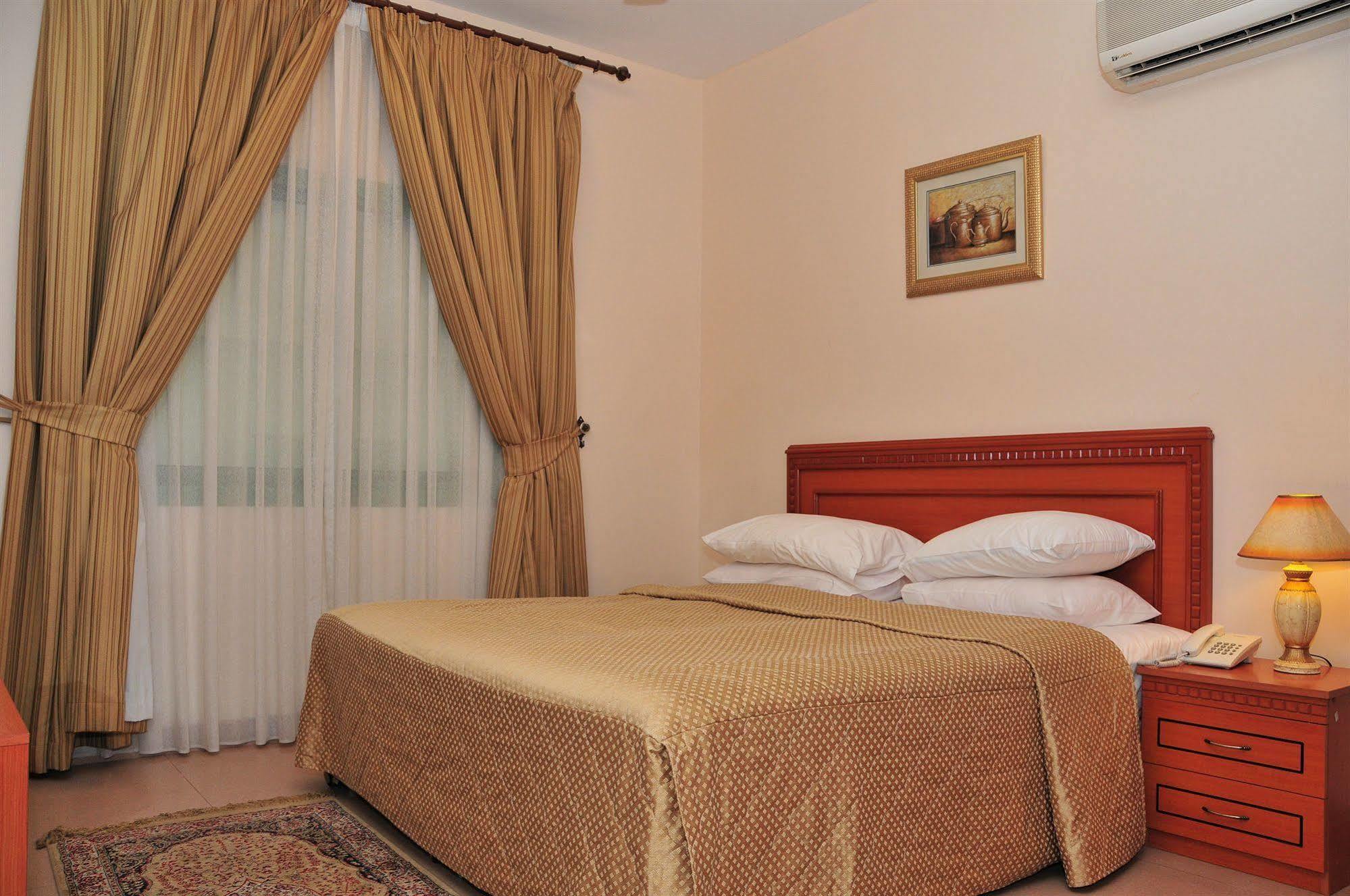 Safeer Plaza Hotel Mascate Chambre photo